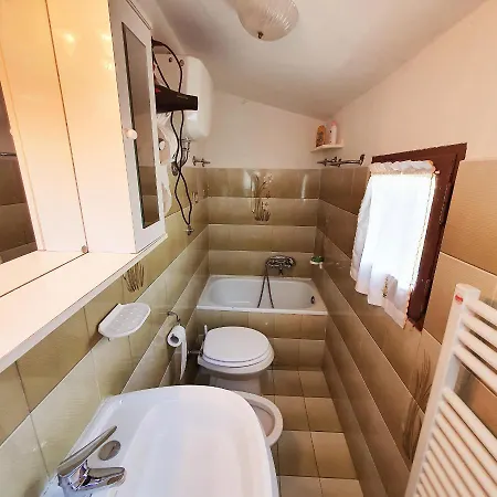 La Casina Dei Cantautori Apartment